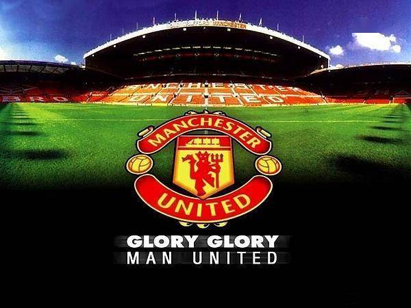 红魔瞄准德甲铁卫！曼联介入施洛特贝克争夺战，3500万欧可签国脚